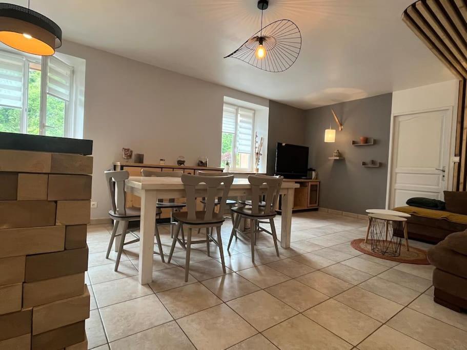 Appartement 5 Personnes Avec Espace Plein Air Saint-Maurice-sur-Moselle Exterior foto
