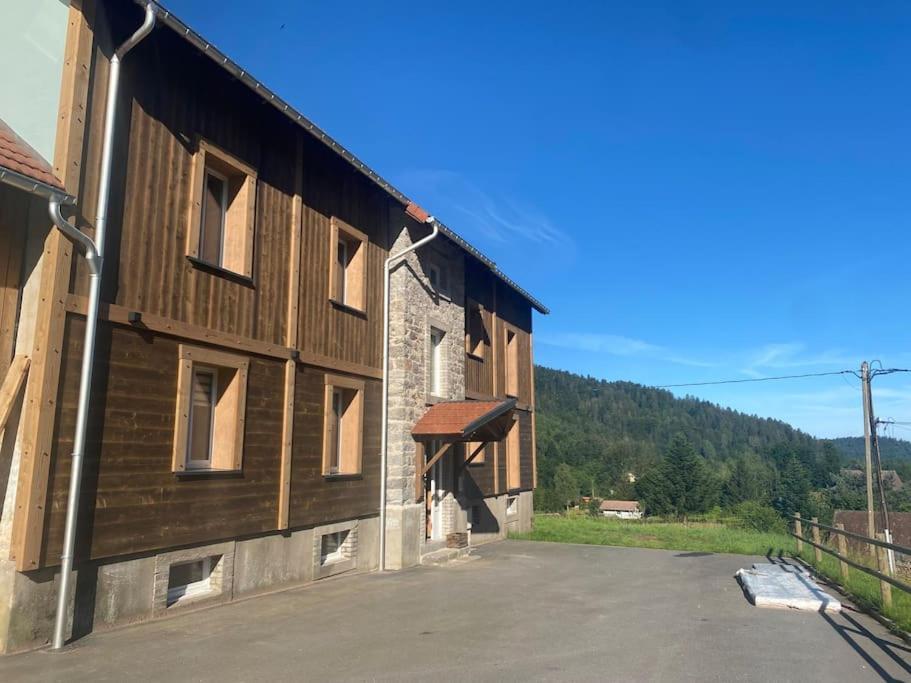 Appartement 5 Personnes Avec Espace Plein Air Saint-Maurice-sur-Moselle Exterior foto